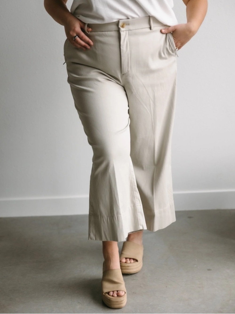 SPANX Stretch Twill High-Rise Cropped Wide Leg Pants Size L Bone Minimalist